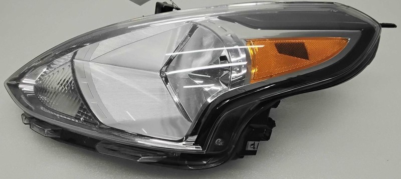 Driver Left Headlight Sedan Fits 15-19 VERSA 66152