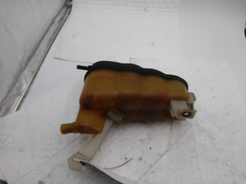 Used Engine Coolant Reservoir fits: 2011 Chevrolet Silverado 1500 pickup 6.0 Gra