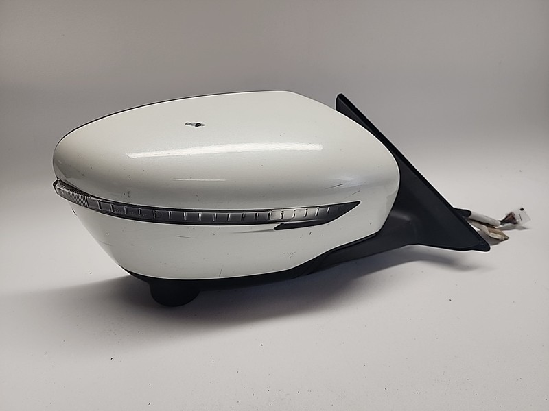 2012 - 2015 Nissan Rogue Right Mirror Heated Camera Surrounding View White OE RH