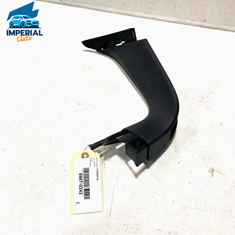 2018 - 2023 GMC TERRAIN REAR RIGHT SIDE TAILGATE LIFTGATE COVER TRIM PANEL OEM