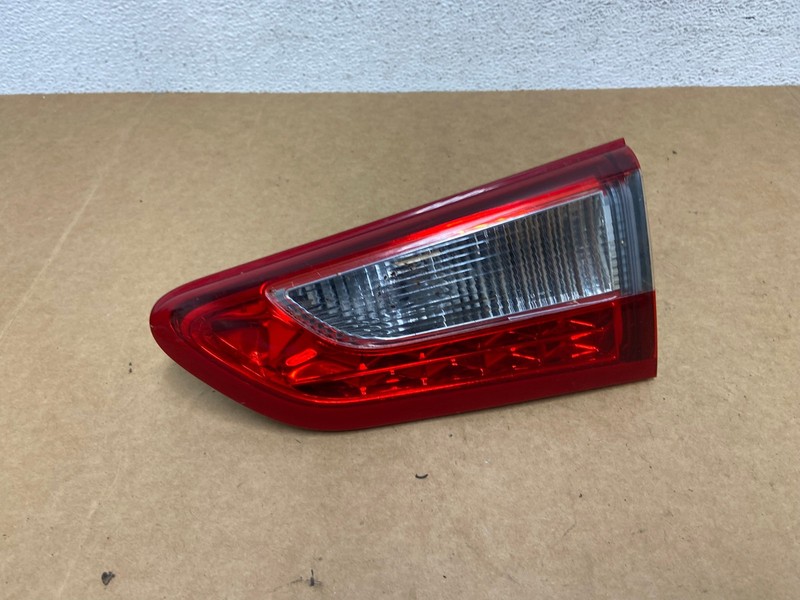 2013-2015 Infiniti JX35 QX60 Right Passenger LED Tail Light Inner OEM AE2926 LK