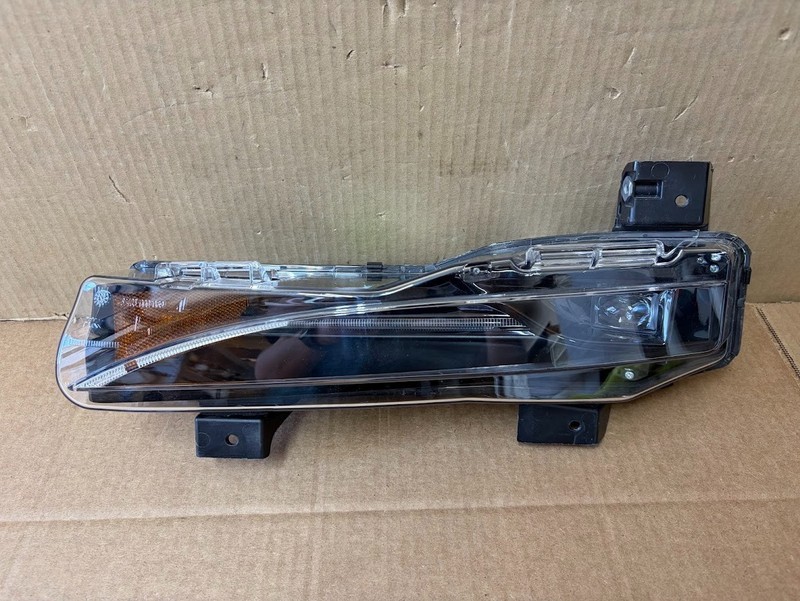 ✅ 2021+ Tesla Model S Front Left Bumper Fog Light LED Foglamp 1563710-00-C
