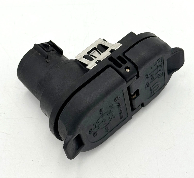 ✅ 2009-2026 RAM 1500 2500 3500 OEM REAR BUMPER TRAILER TOW CONNECTOR PLUG SOCKET