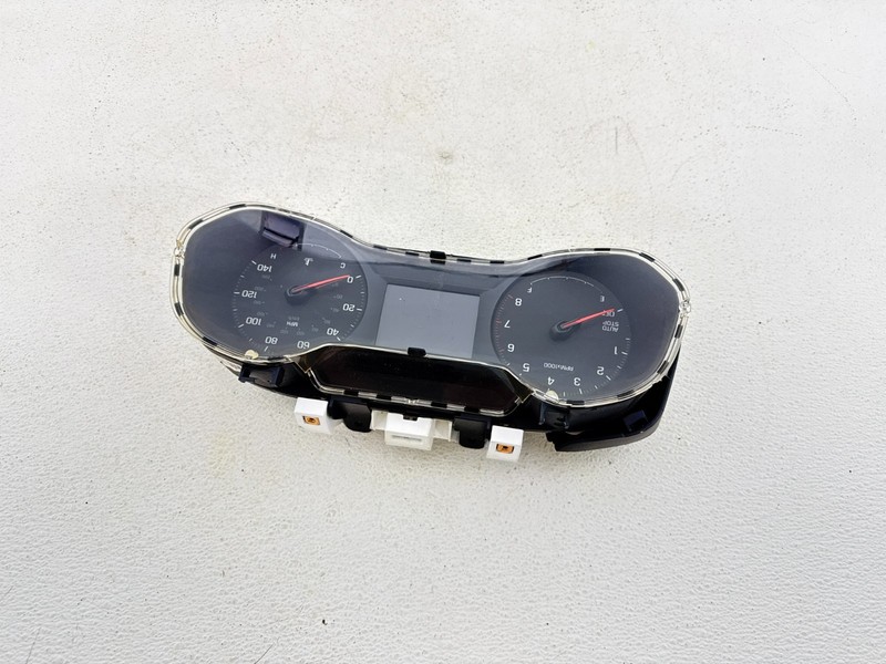 2024 2025 CHEVROLETTrax Speedometer Gauge Cluster OEM
