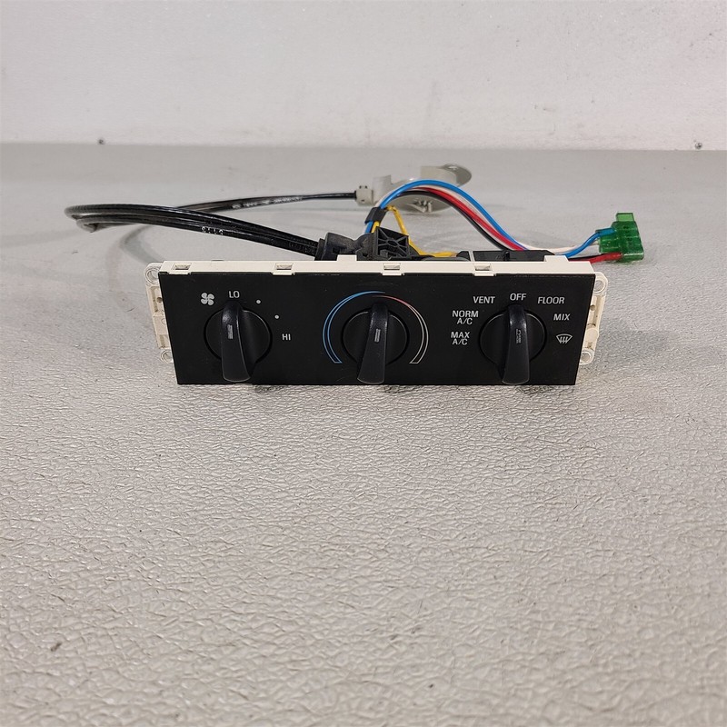 94-98 Mustang HVAC Control Head W/ Cables Climate AC Heat Control Aa7477