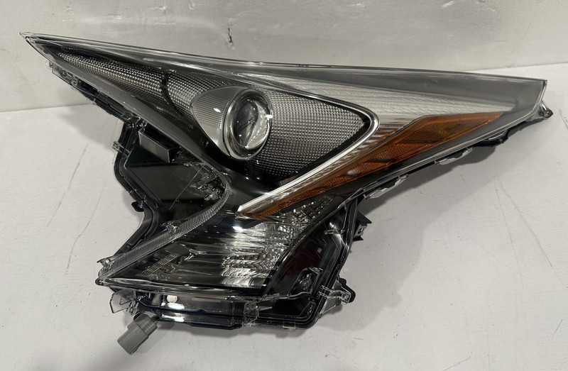 2016-18 TOYOTA PRIUS HEADLIGHT LH