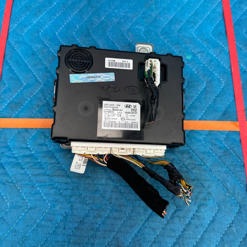 2011–2013 Hyundai Equus Intelligent Power Module IPM OEM 954003N101