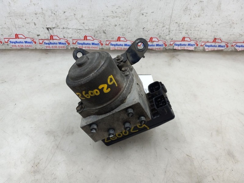 Anti-Lock Brake Part Actuator And Pump Assembly Fits 96-00 4 RUNNER 583389