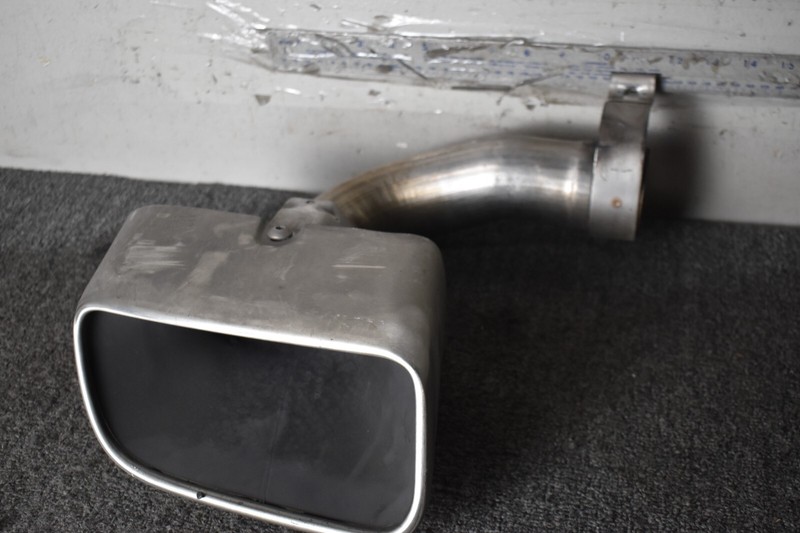 2019-2022 PORSCHE CAYENNE S RIGHT OUTER TAILPIPE FACTORY OEM