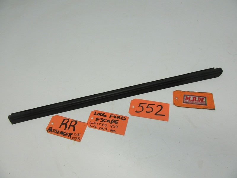 ESCAPE RIGHT REAR TOP DOOR WEATHER SEAL STRIP GLASS WINDOW PANEL RUBBER MOLDING