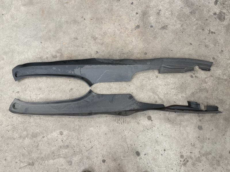 ⭐2022-2025 PORSCHE CAYMAN GT4 RS FRONT RIGHT & LEFT PLANKING MOLDING COWL OEM