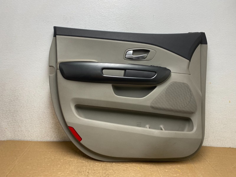 2015 to 2018 Kia Sedona Front Left Driver LH Side Door Panel Trim O6004 R DG