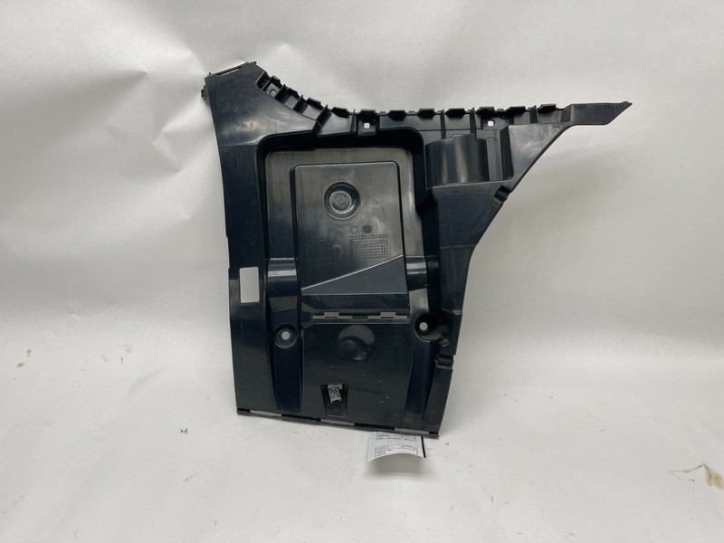 2012-2018 BMW 650I REAR RIGHT PASSENGER SIDE BUMPER MOUNT BRACKET SUPPORT OEM