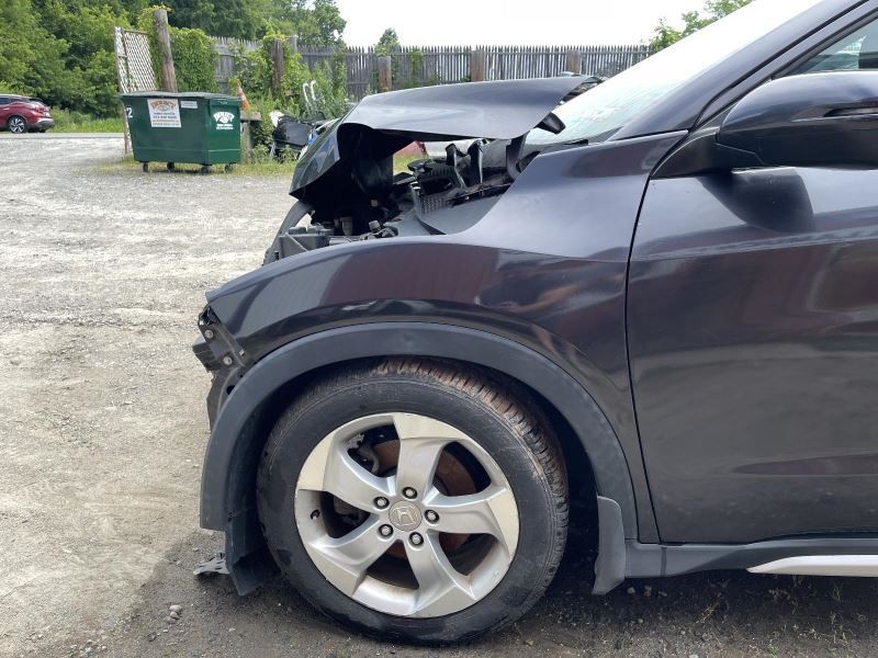 2016-2019 HONDA HR-V LEFT FENDER DENT BLACK PC:NH821M 1.8L AT AWD 88K -EX- 55243