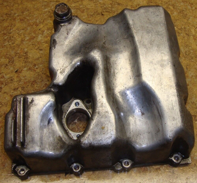 2001 Yamaha YZFR6 YZFR6L YZF R6 YZFR600 Engine Oil Drain Pan Bottom Plug Cover