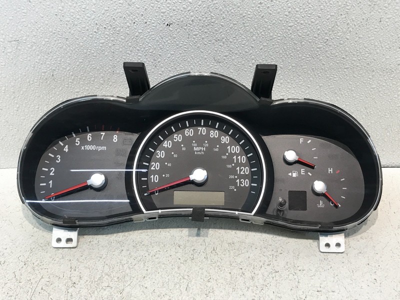 06 07 Kia Sedona Speedometer Instrument Cluster Dash Panel Gauges 196,086k Miles