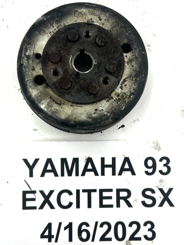 1993 Yamaha Ex570 sx Flywheel 8AV-85550-00-00