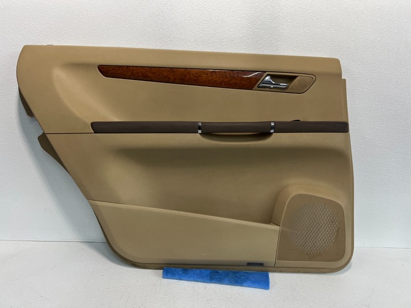 06-10 Mercedes R350 LR Driver Rear Panel Left OEM