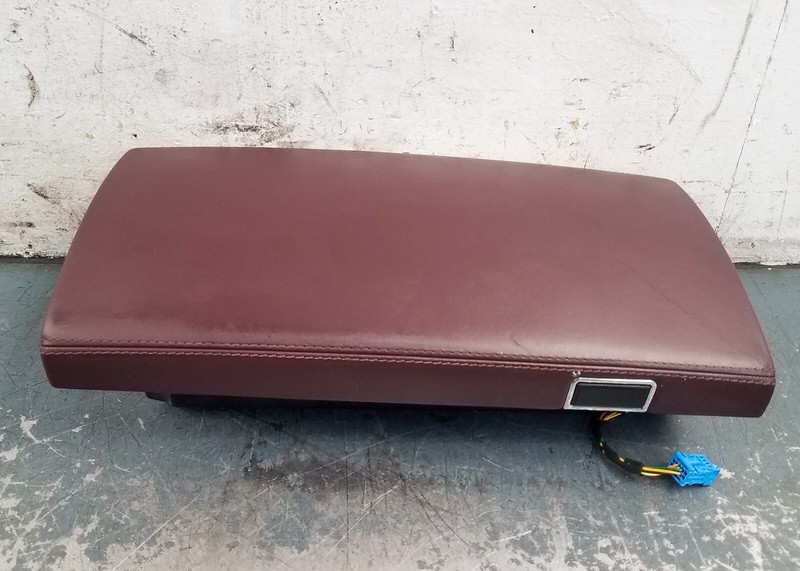 2013 Mercedes AMG S63 Center Console Storage / Armrest #4473 V9