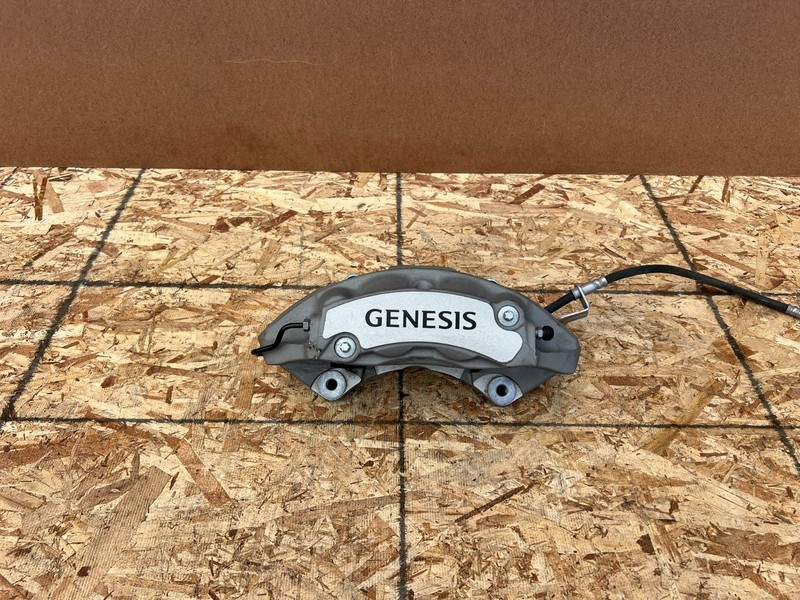 GENESIS GV70 2022-2026 OEM FRONT RIGHT PASSENGER BRAKE CALIPER ASSY