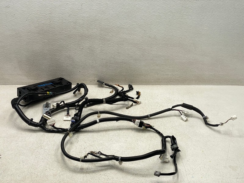 2014-2015 INFINITI Q50 RWD REAR TRUNK FUSE BOX WIRE HARNESS OEM LOT782