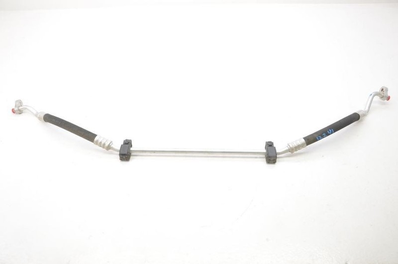 1997-2004 Porsche Boxster S 3.2L Center Condenser Ac Line Ac Hose