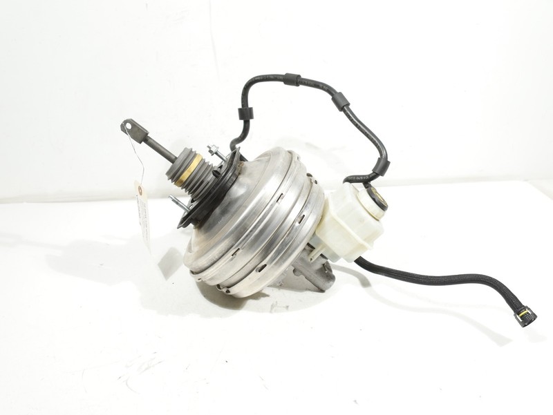 2011-2016 BMW 528i 535i F10 Brake Booster W/ Master Cylinder Tank OEM 6873620