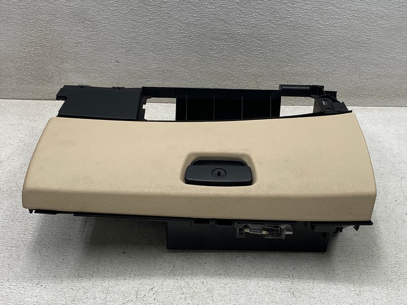 2009-2016 BMW Z4 FRONT DASH GLOVE BOX STORAGE COMPARTMENT ASSEMBLY OEM LOT758