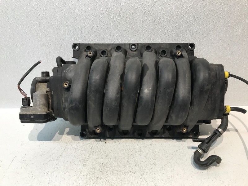 95-03 BMW E39 740iL Engine Motor Air Intake Manifold Box Throttle Body OEM