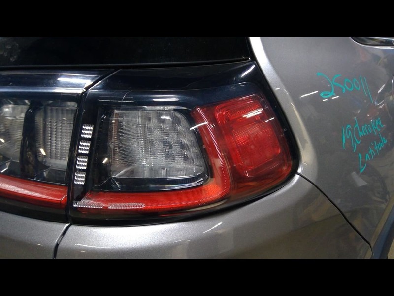 Passenger Tail Light Quarter Panel Mounted Fits 19-23 CHEROKEE 1519949