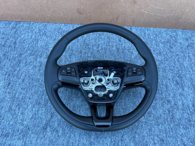 FORD MUSTANG MACH-E 2021-2026 OEM STEERING WHEEL W/ SWITCHES LEATHER / BLACK