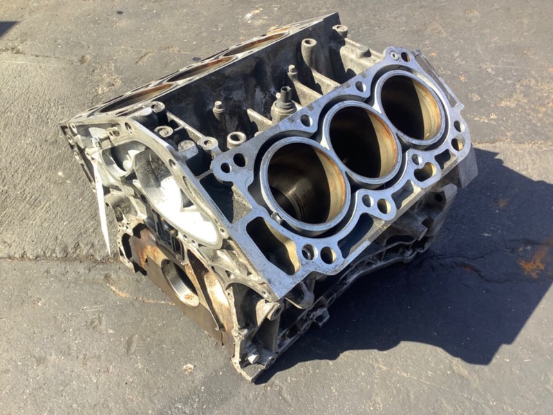 08-012 Honda Accord V6 6Cyl Engine Block J35Z2 10002-R70-A02 OEM