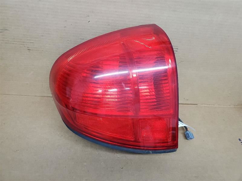 Passenger Tail Light Quarter Panel Mounted Fits 03-11 LINCOLN & TOWN CAR 272917