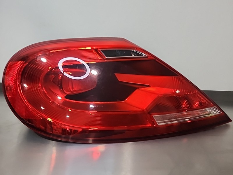 12-16 Volkswagen Beetle Convertible Left Rear Driver Tail Lamp Assembly OEM LH
