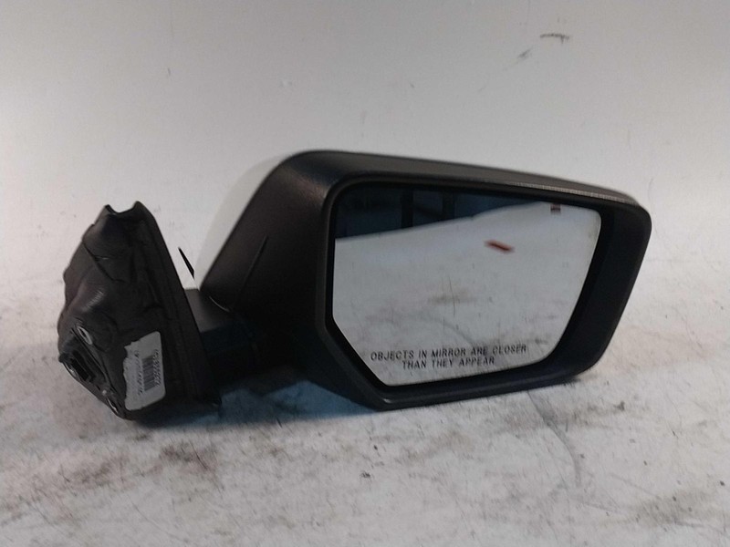 2015 Chevrolet Impala Right Door Mirror Assembly 271470 - Used, 156K Miles