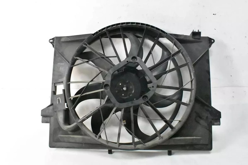 03-12 Mercedes R230 SL500 SL550 Engine Motor Cooling Radiator Fan Assembly OEM