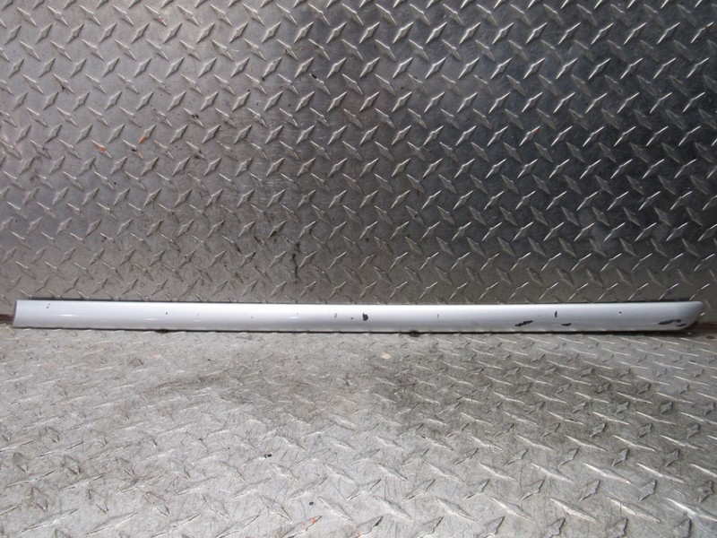 2010 TOYOTA CAMRY LEFT DRIVER REAR DOOR MOLDING TRIM HYBRID 2.4