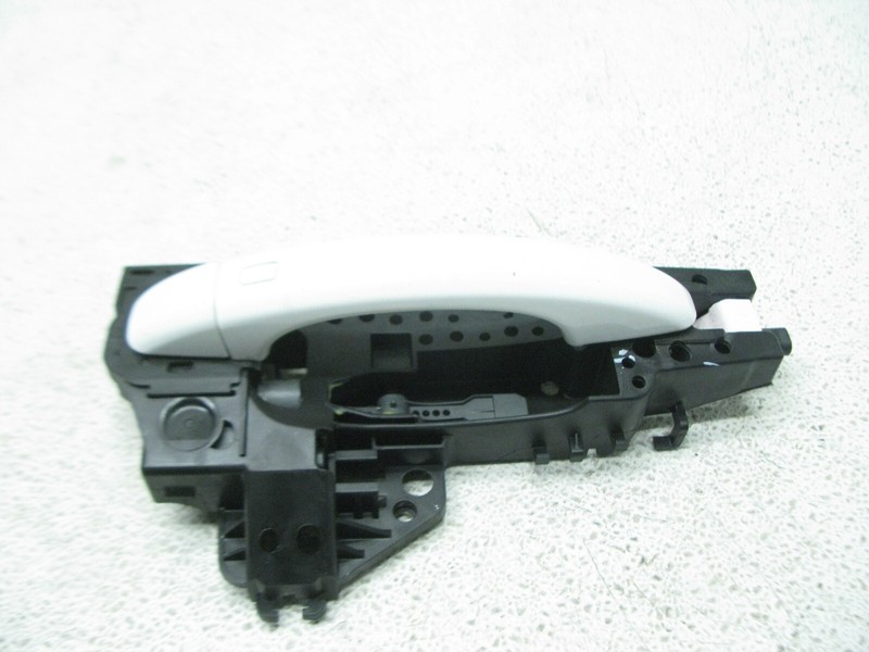 09-16 AUDI B8 A4 S4 SEDAN DOOR OPEN HANDLE FRONT PASSENGER RIGHT OEM 060122