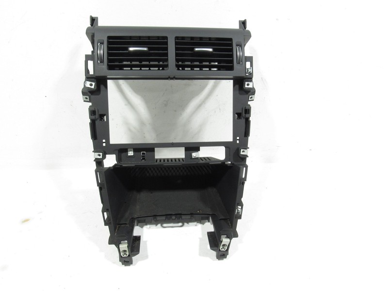 15-19 Land Rover Discovery Sport 2018 Rear Center Console Cover Frame Air Vent ;