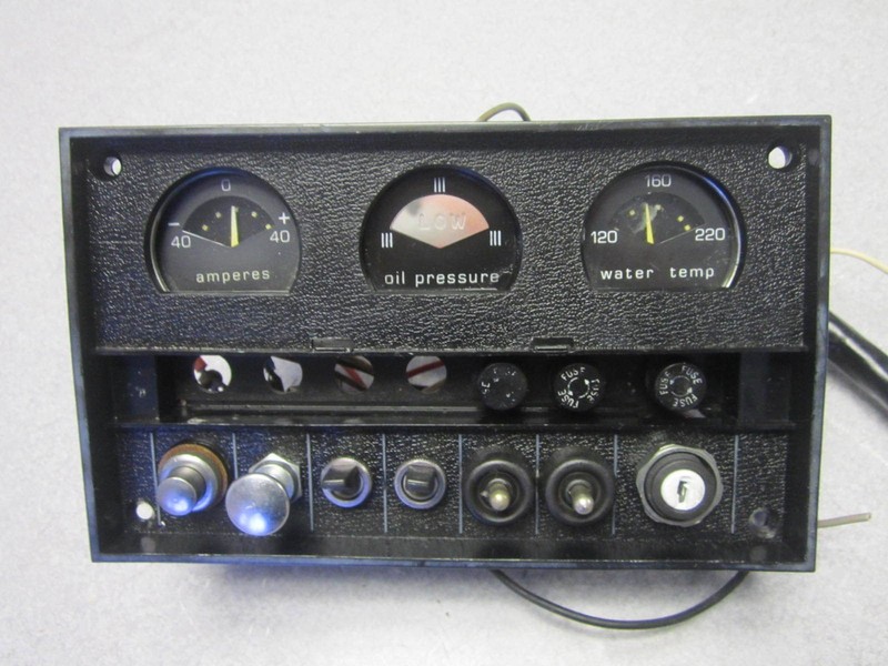 Vintage 1976 Yarcraft Patriot Dash Panel OMC Gauges
