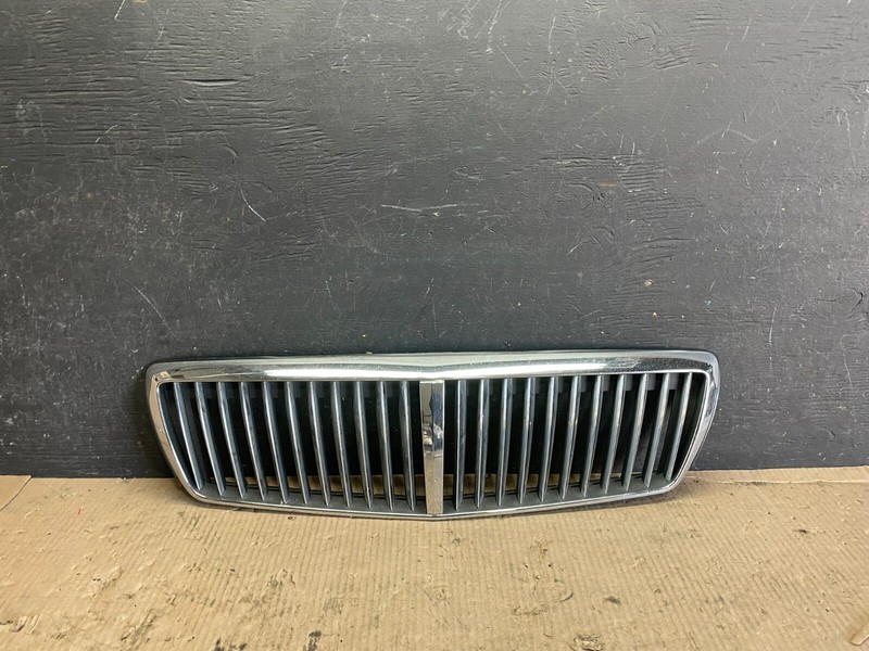 2002 to 2005 Hyundai XG350 Front Upper Grill Grille W/Emblem M2914 DG