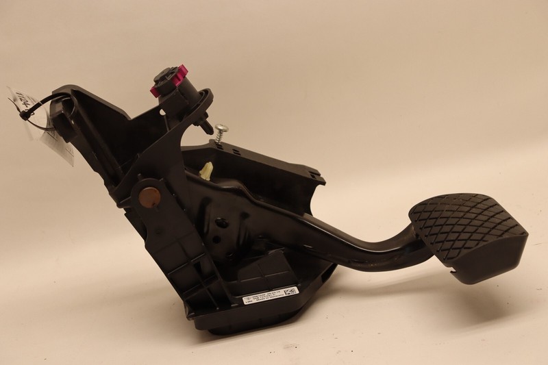 2015-2018 PORSCHE MACAN PARK PARKING BRAKE STOP PEDAL OEM