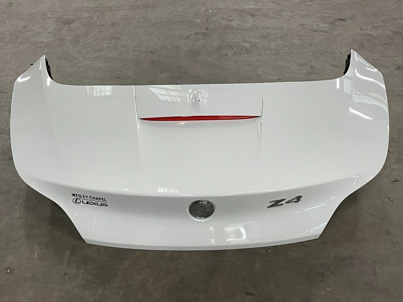 12-15 BMW Z4 sDrive28i E89 Convertible Trunk Lid Deck Shell Panel White 1465 OEM