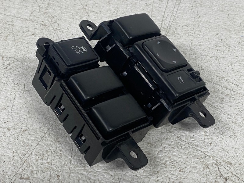 ⭐2006-2011 MERCEDES CLS55 W219 FRONT LEFT TRACTION CONTROL DASH SWITCH LOT2398