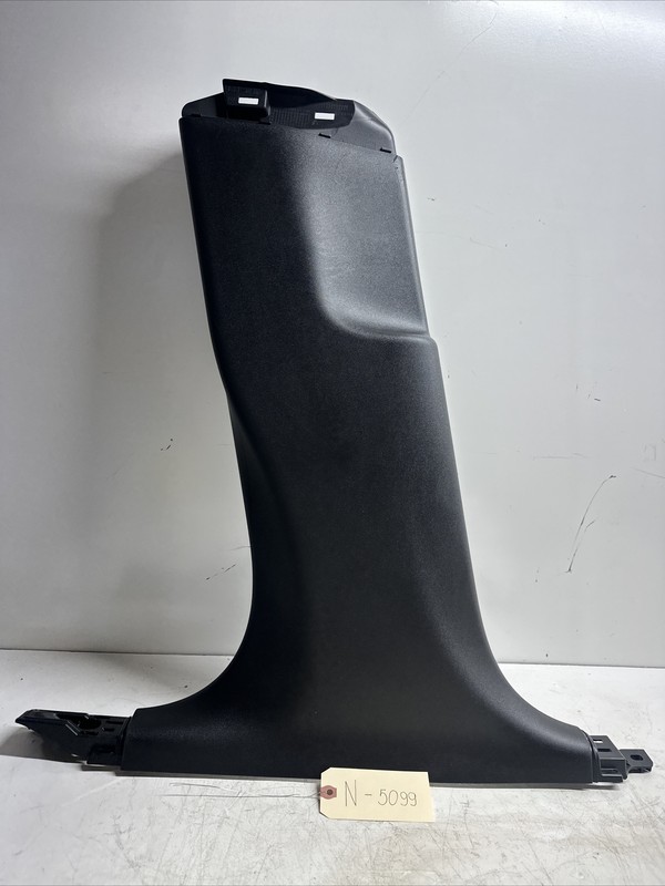 TESLA MODEL Y LEFT DRIVER B PILLAR LOWER TRIM PANEL BLACK 5099 U9