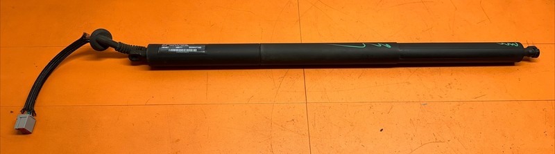 55399277AD | 2011-2017 JEEP GRAND CHEROKEE POWER LIFTGATE SUPPORT STRUT OEM