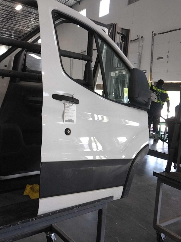2019 Ford Transit 250 Right Front Door White OEM Used 119K Miles NJ25-16949