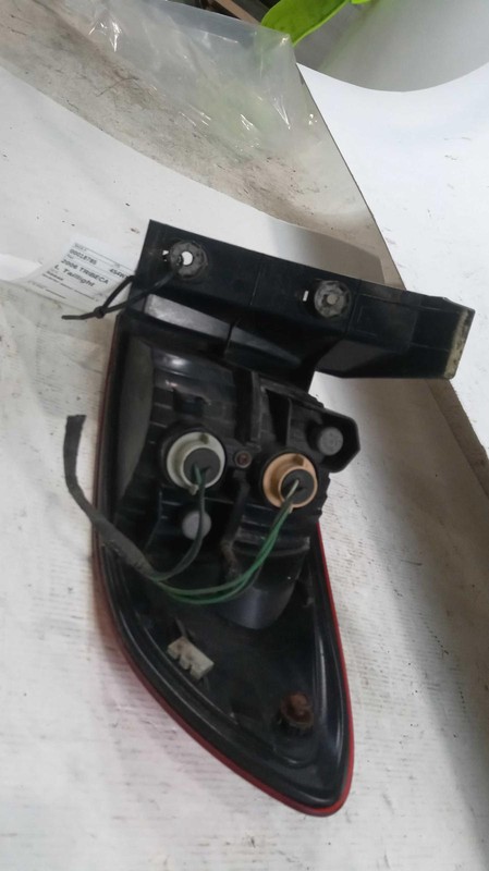 2006 Subaru Tribeca Left Tail Light Assembly OEM 213735 260K Mileage