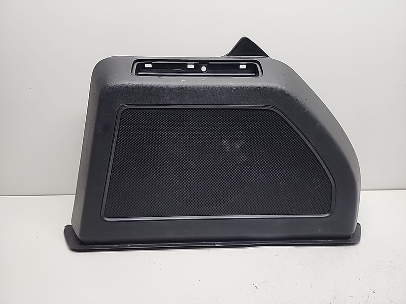 5C5035591 | 2012 - 2019 VW BEETLESubwooferOEM Bassman