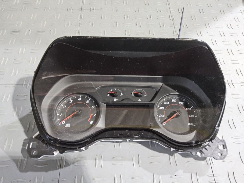 2016 Chevy Camaro Speedometer Instrument Cluster 2.0L MPH and KPH 7in Screen